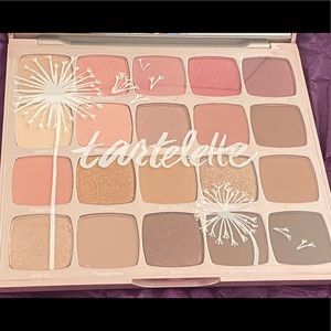 LE Tarte Tartelette Juicy Amazonian Clay Eyeshadow Palette
